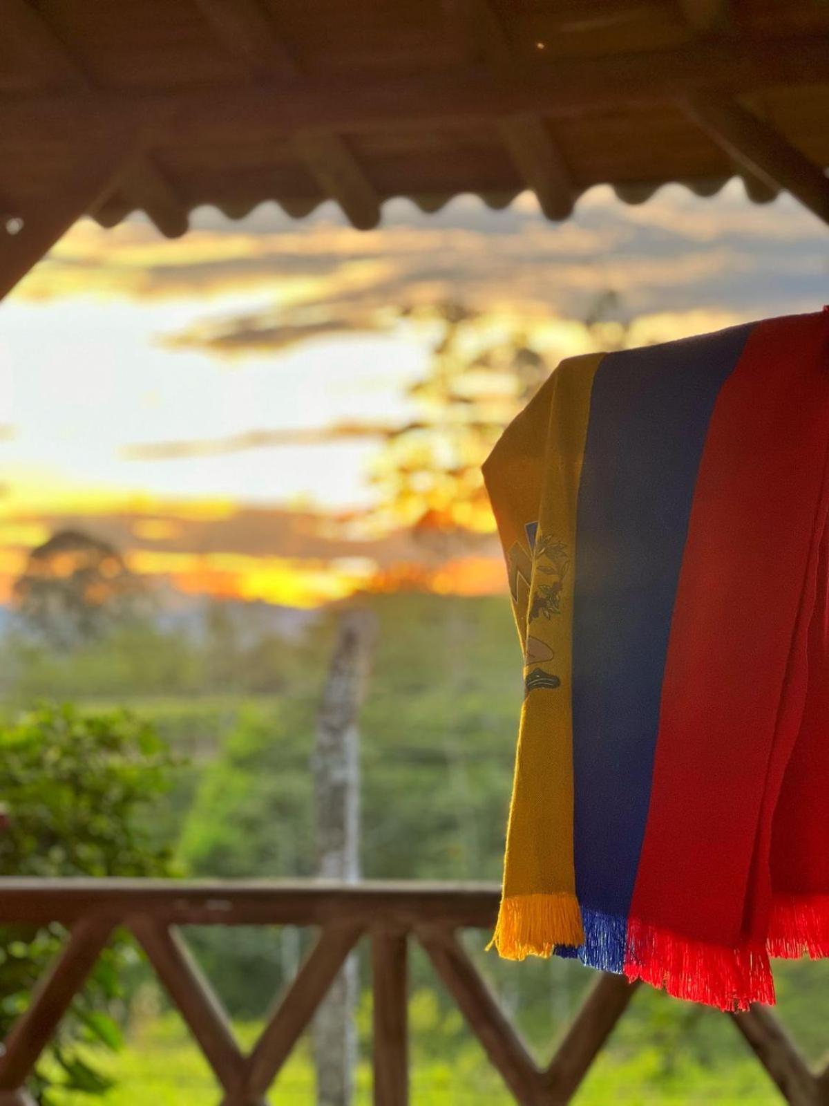 Casa Lemar Hotel Quimbaya Bagian luar foto