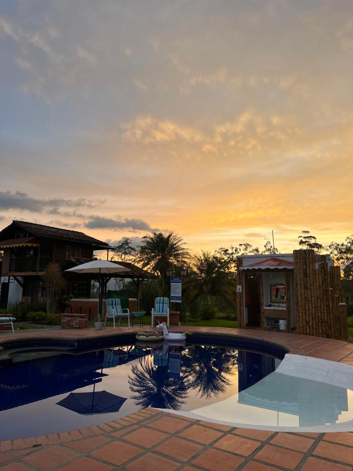 Casa Lemar Hotel Quimbaya Bagian luar foto