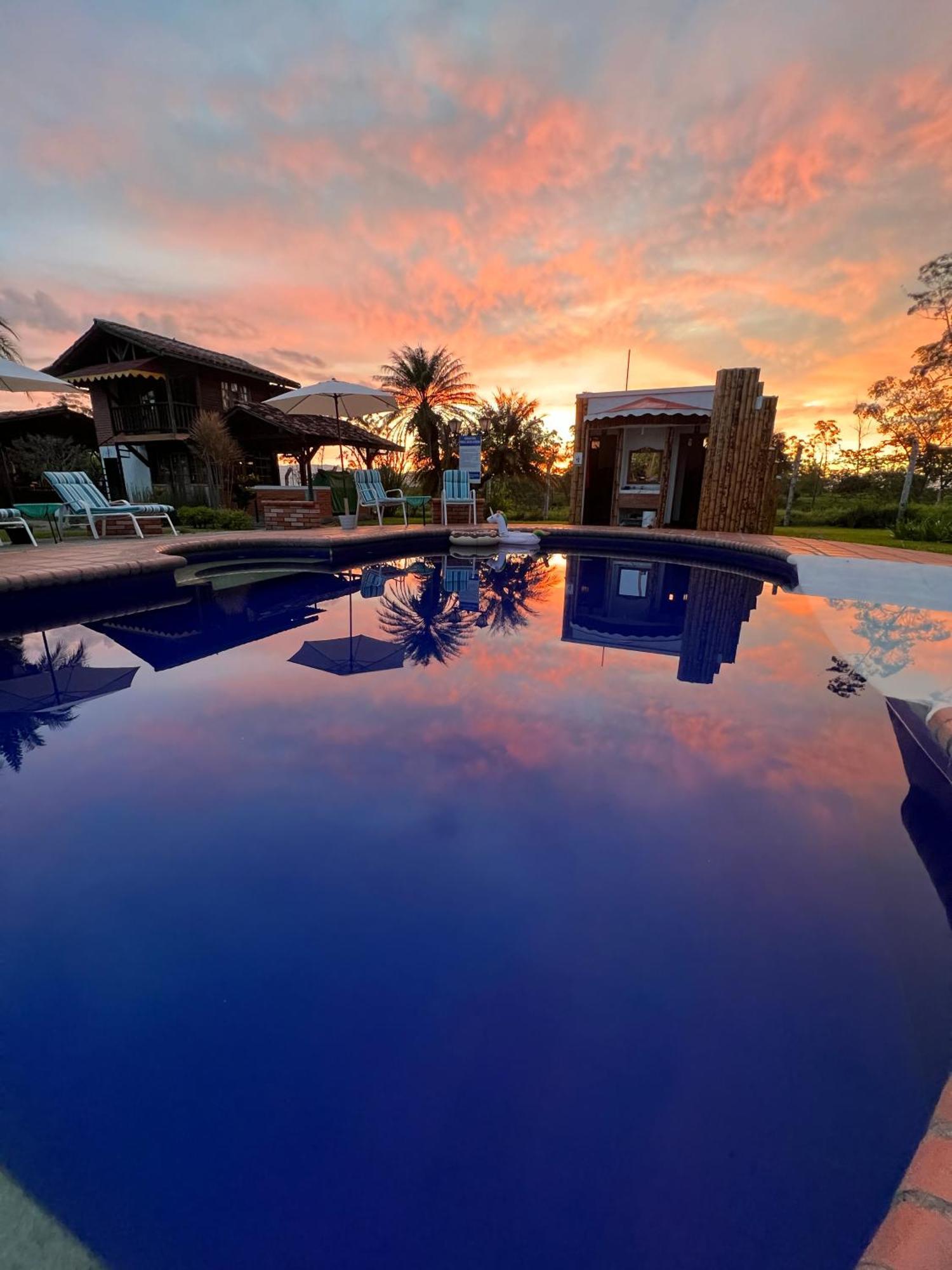 Casa Lemar Hotel Quimbaya Bagian luar foto